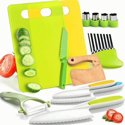 Kitchen set for children - learn to cut without risk