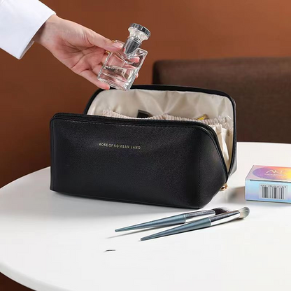 Luxury cosmetic bag | Practical toiletry bag for traveling