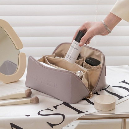 Luxury cosmetic bag | Practical toiletry bag for traveling